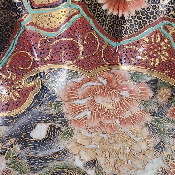 Vintage Japanese Kutani Porcelain Plate With Scalloped Edges & Hand-Painted Flor - Picture 2 of 4